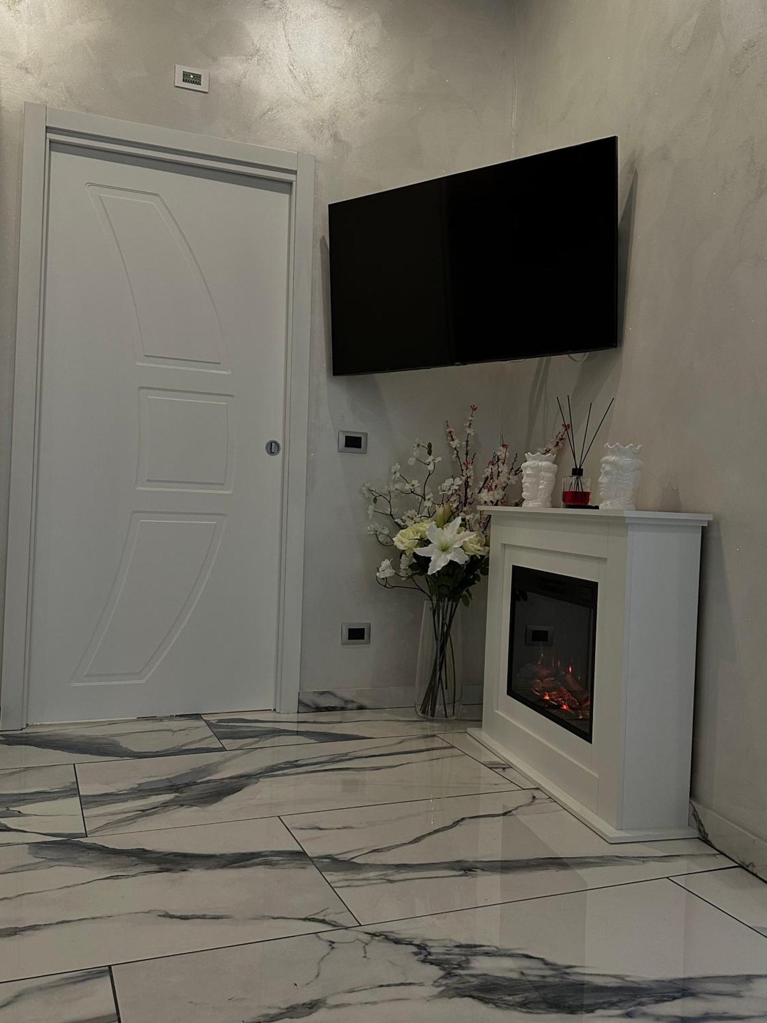 Naomi Luxury Home Katania Zewnętrze zdjęcie